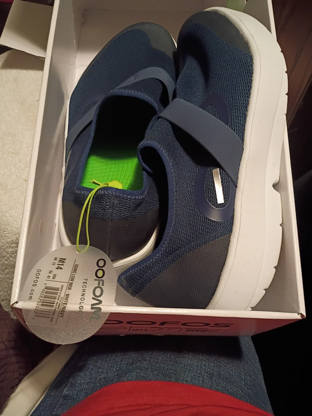 OOFOS comfortable casual